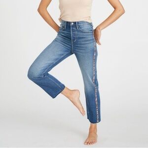 NWOT DRIFTWOOD ROYCE CROP JEANS 26